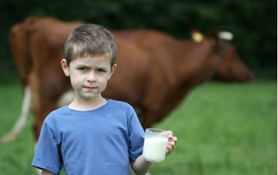 Πόσο σημαντικό είναι το γάλα & πόσο ασβέστιο χρειάζονται τα παιδιά;